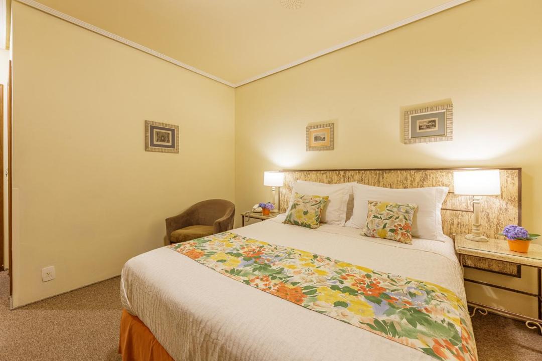 Hotel Pousada Le Chateau Γκραμάντο Εξωτερικό φωτογραφία