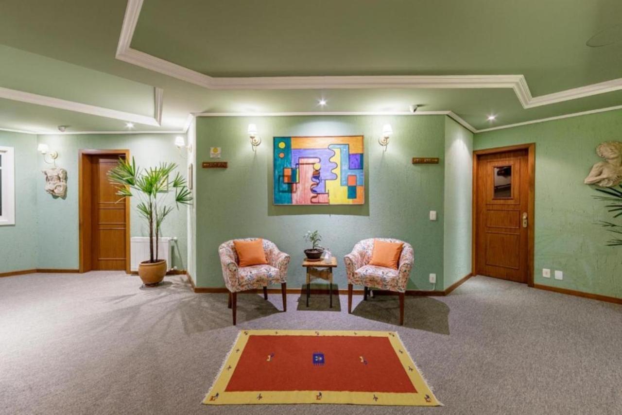 Hotel Pousada Le Chateau Γκραμάντο Εξωτερικό φωτογραφία