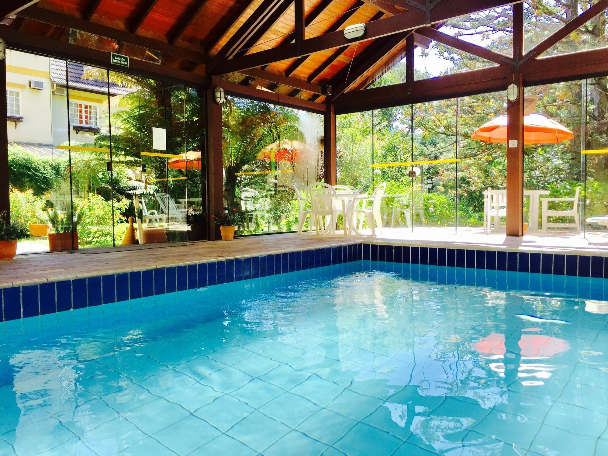 Hotel Pousada Le Chateau Γκραμάντο Εξωτερικό φωτογραφία
